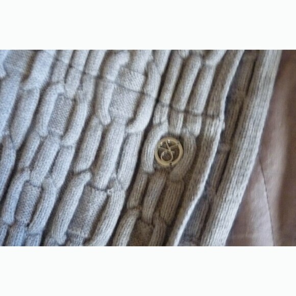 NWT Calvin Klein neutral Gray Cable Aran Knit Infinity scarf snood 64"x 12" - Picture 2 of 4